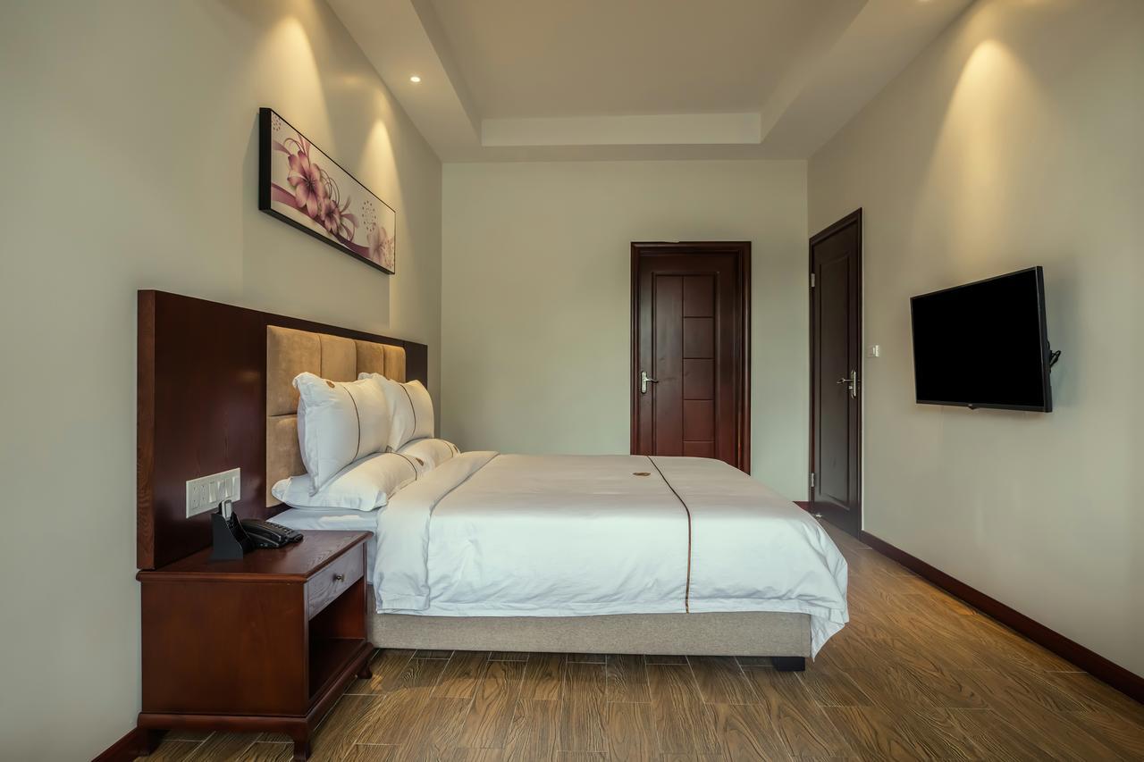 TF Seaside Hotel Garapan Exterior foto