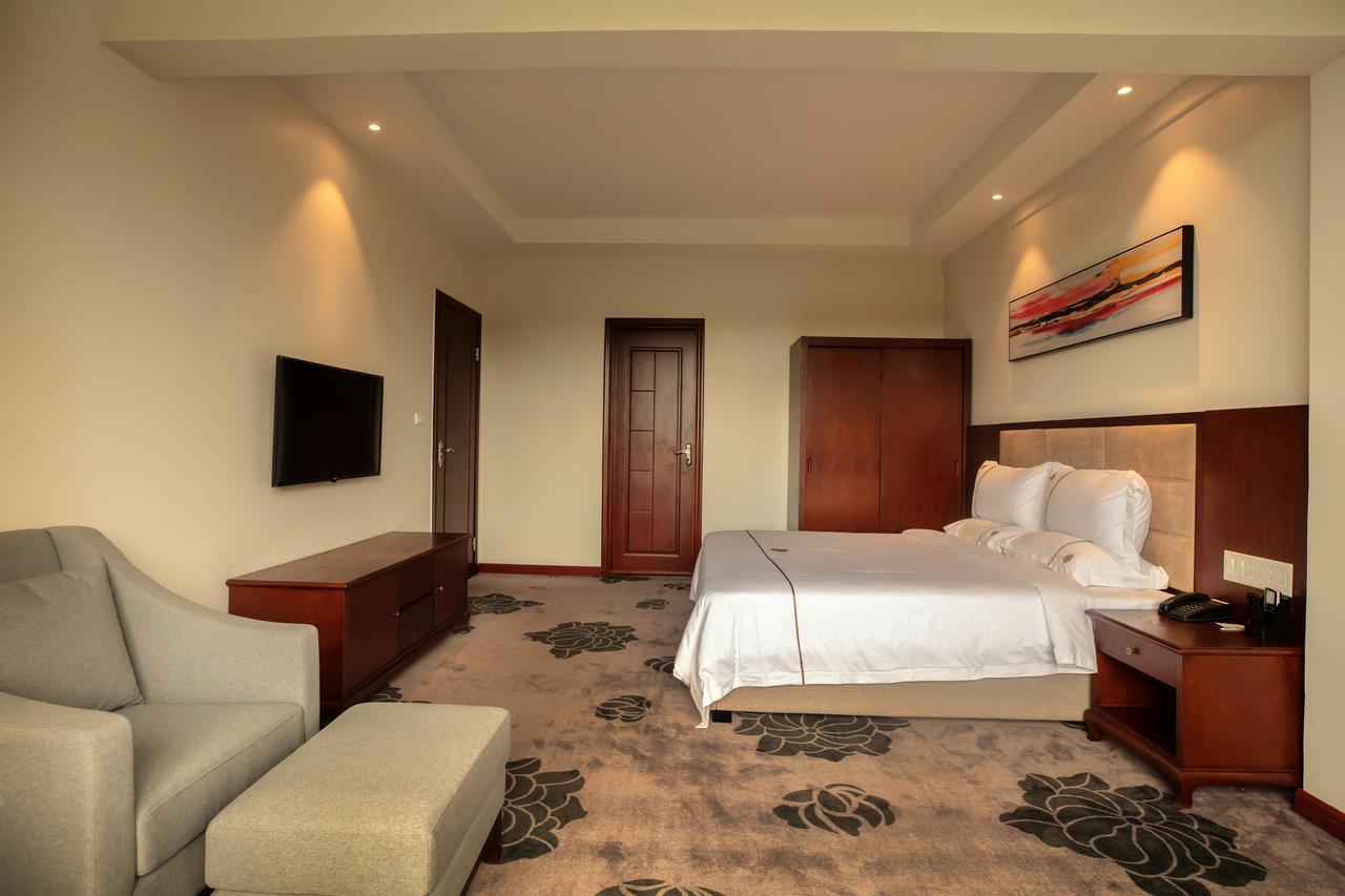 TF Seaside Hotel Garapan Exterior foto